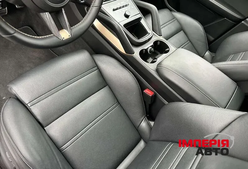 Porsche Cayenne - фото 12