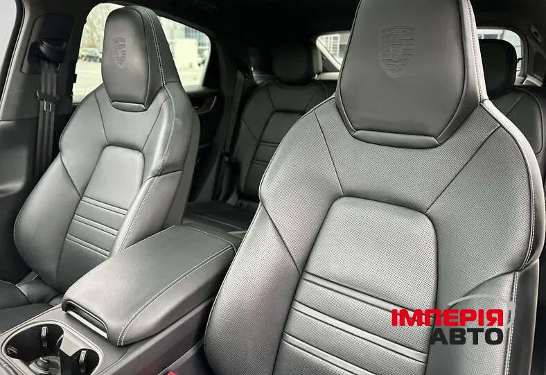 Porsche Cayenne - фото 16