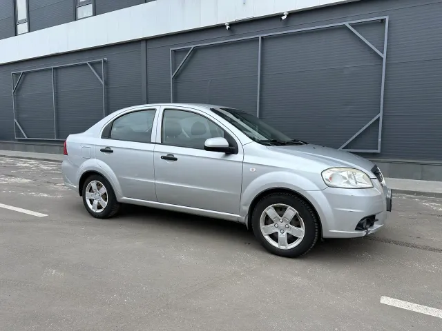 Chevrolet Aveo - фото 2