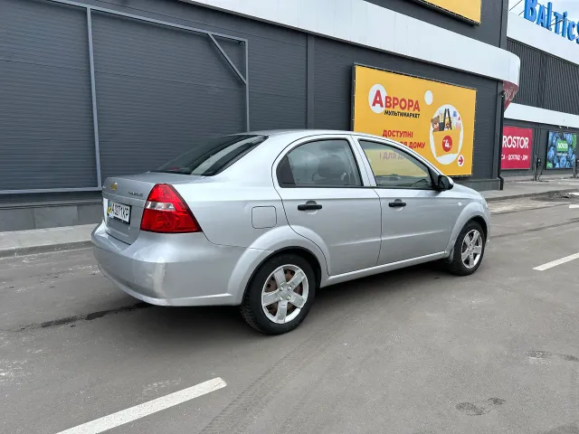 Chevrolet Aveo - фото 5