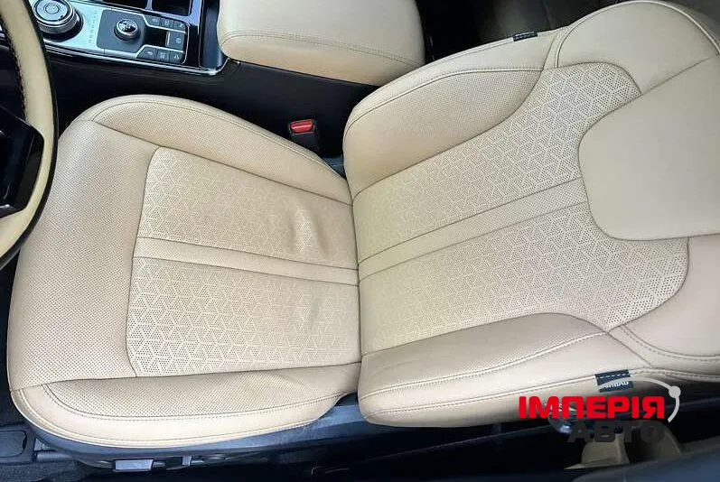 Kia Sorento - фото 5