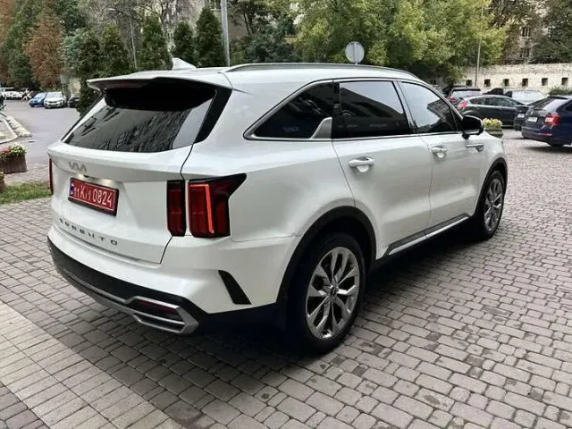 Kia Sorento - фото 4