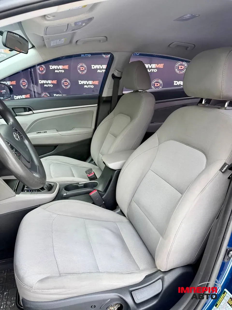 Hyundai Elantra - фото 10