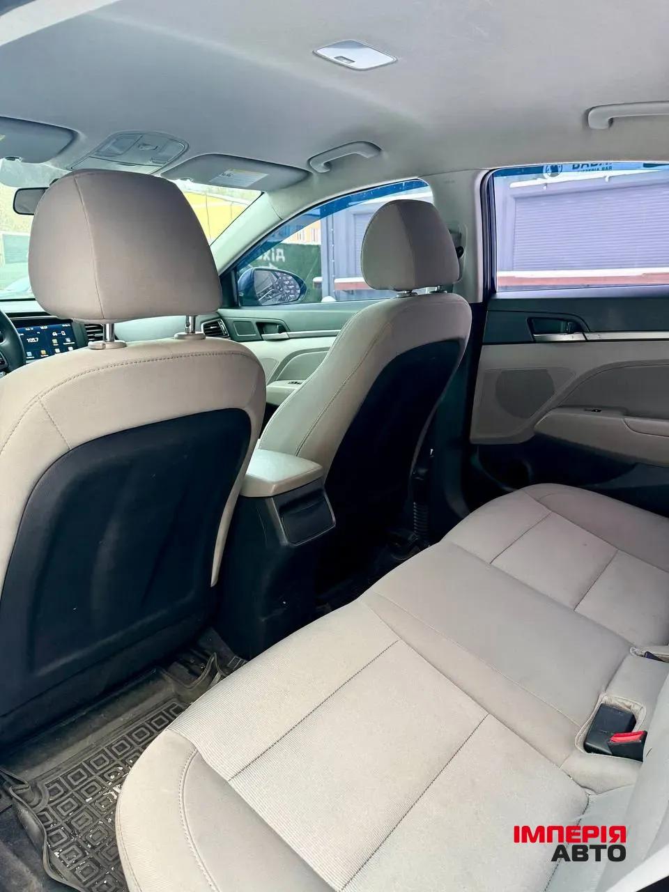 Hyundai Elantra - фото 15