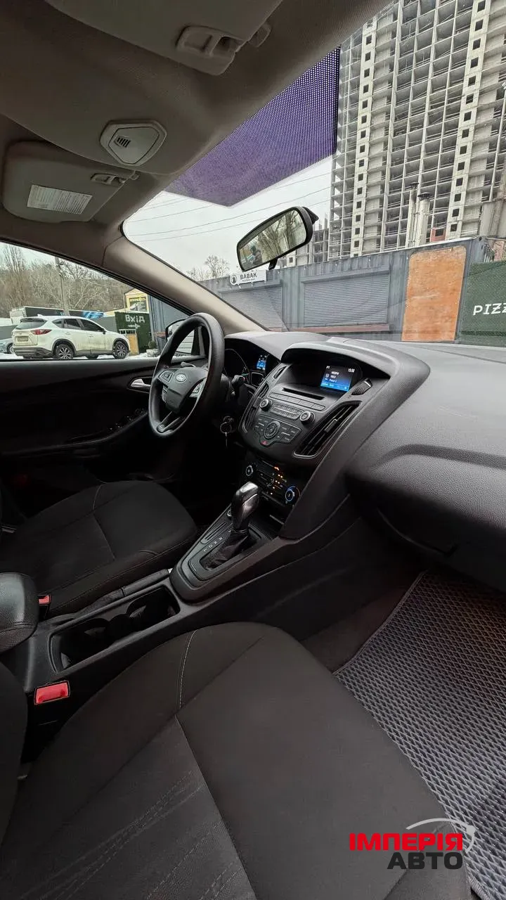 Ford Focus - фото 10