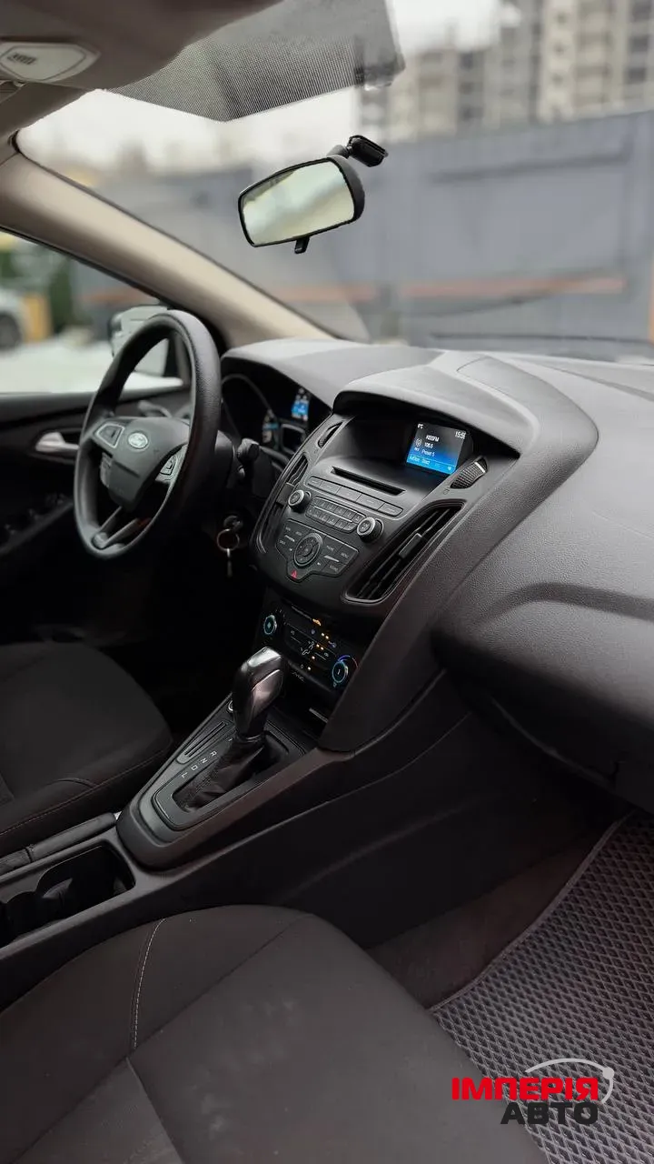 Ford Focus - фото 9