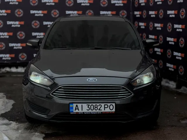 Ford Focus - фото 2