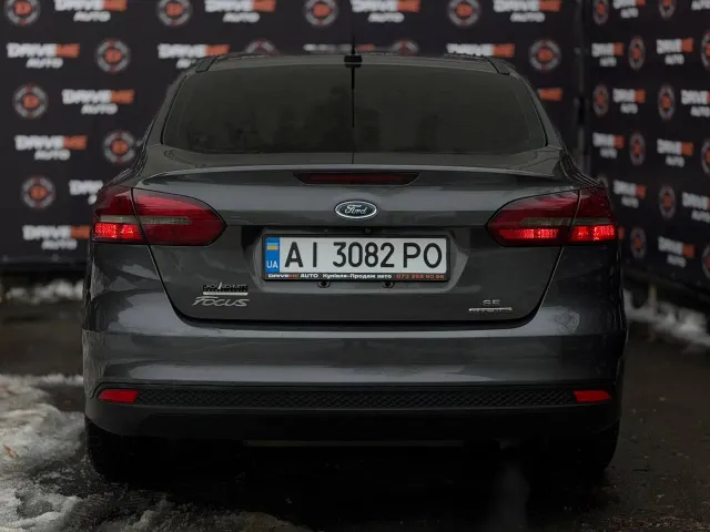 Ford Focus - фото 4