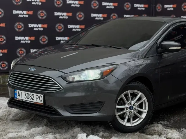 Ford Focus - фото 1