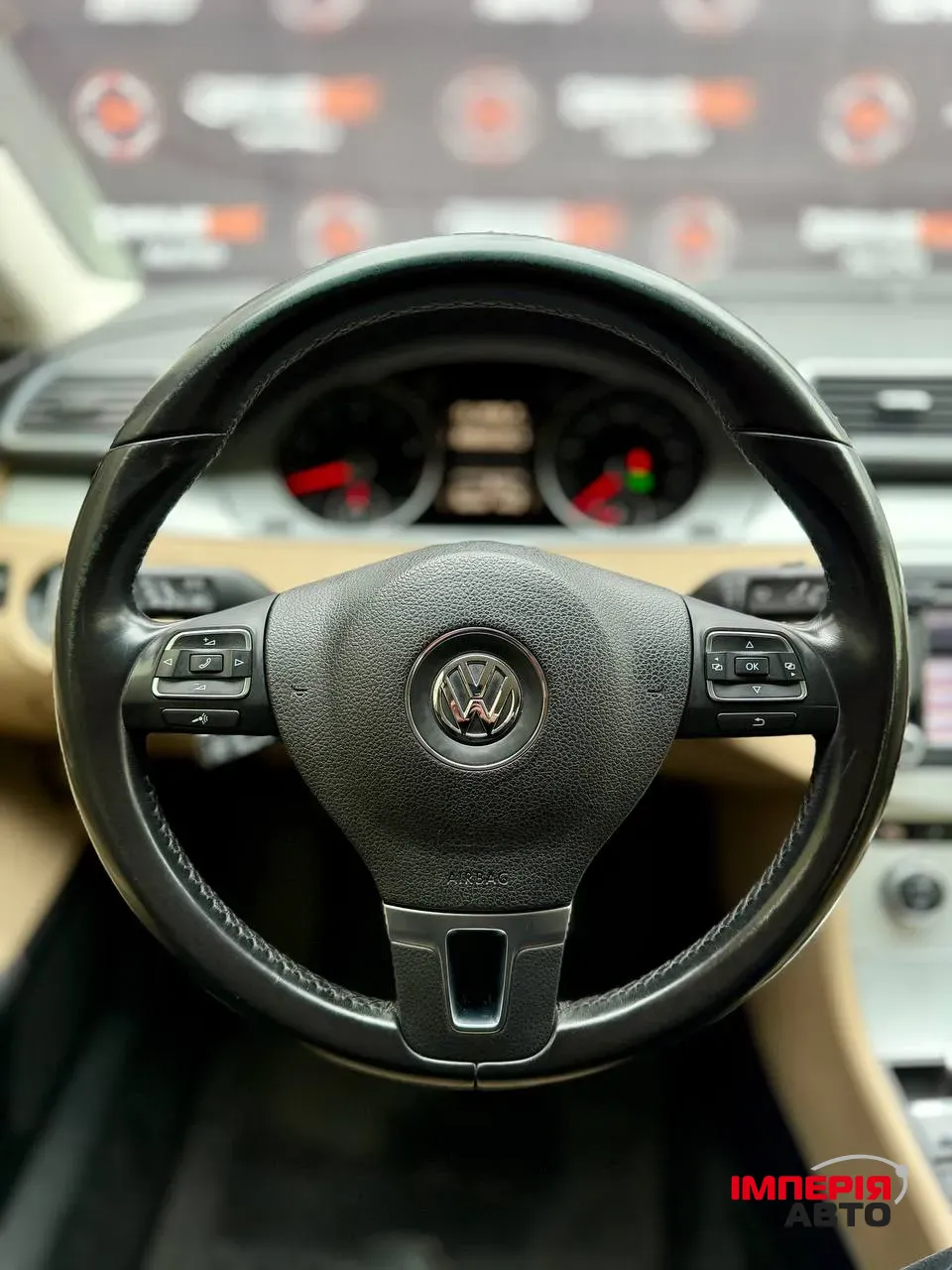 Volkswagen Passat CC - фото 20