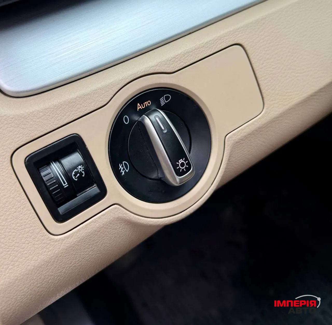 Volkswagen Passat CC - фото 16