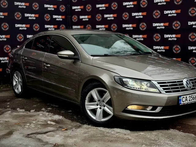 Volkswagen Passat CC - фото 3
