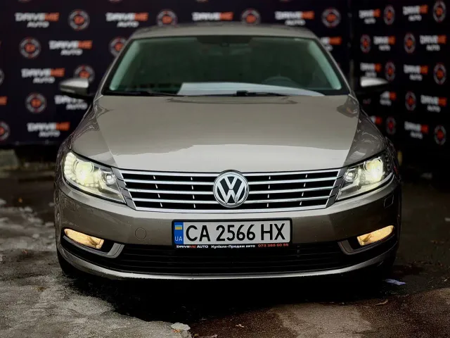 Volkswagen Passat CC - фото 2
