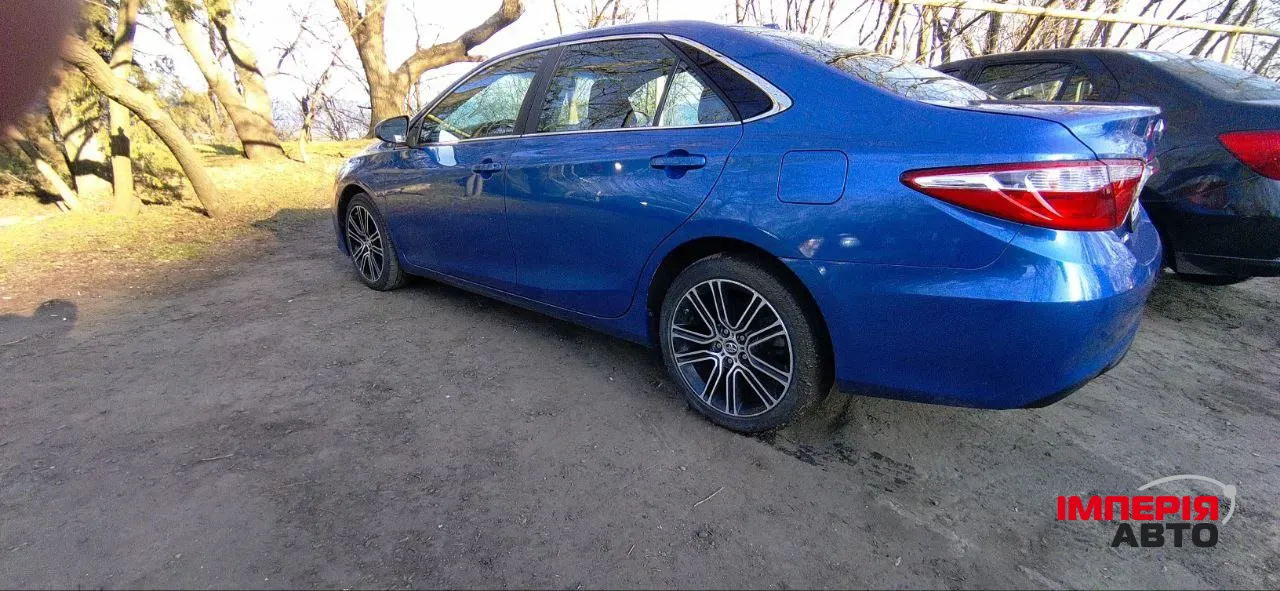 Toyota Camry - фото 8