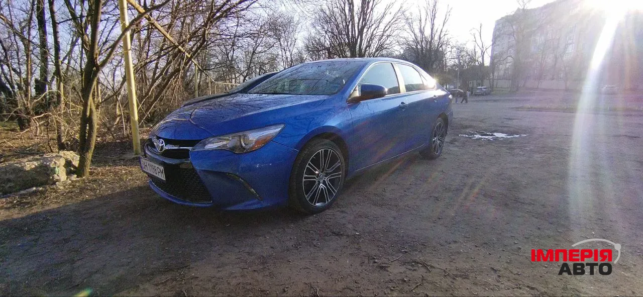 Toyota Camry - фото 5