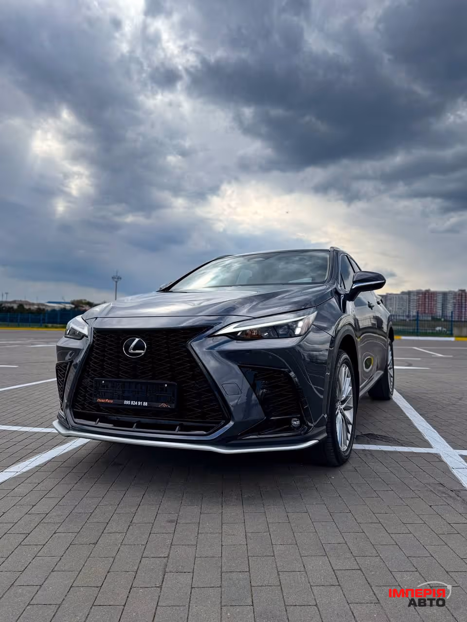 Lexus NX - фото 4