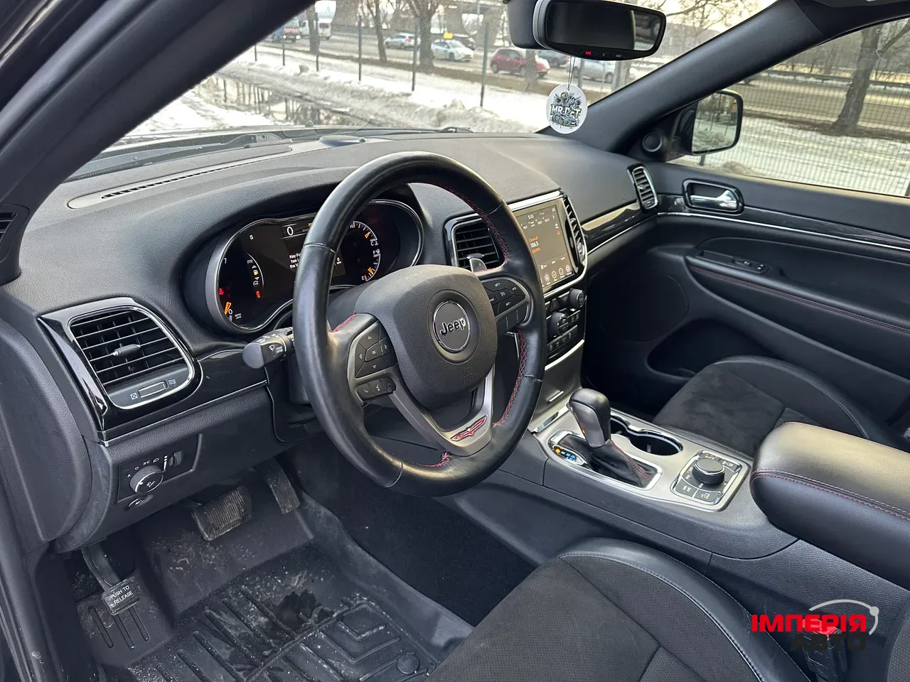 Jeep Grand Cherokee - фото 40