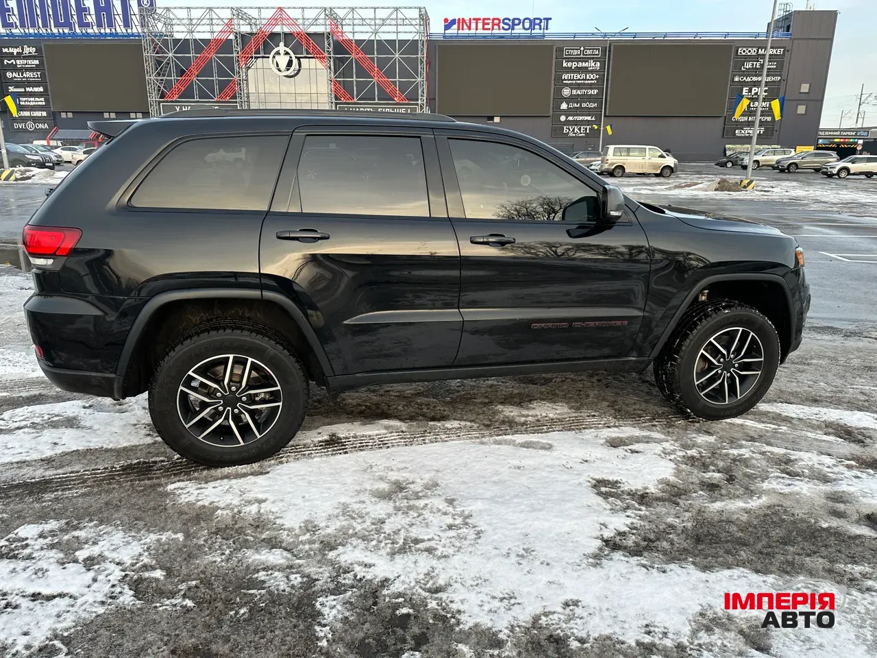 Jeep Grand Cherokee - фото 14