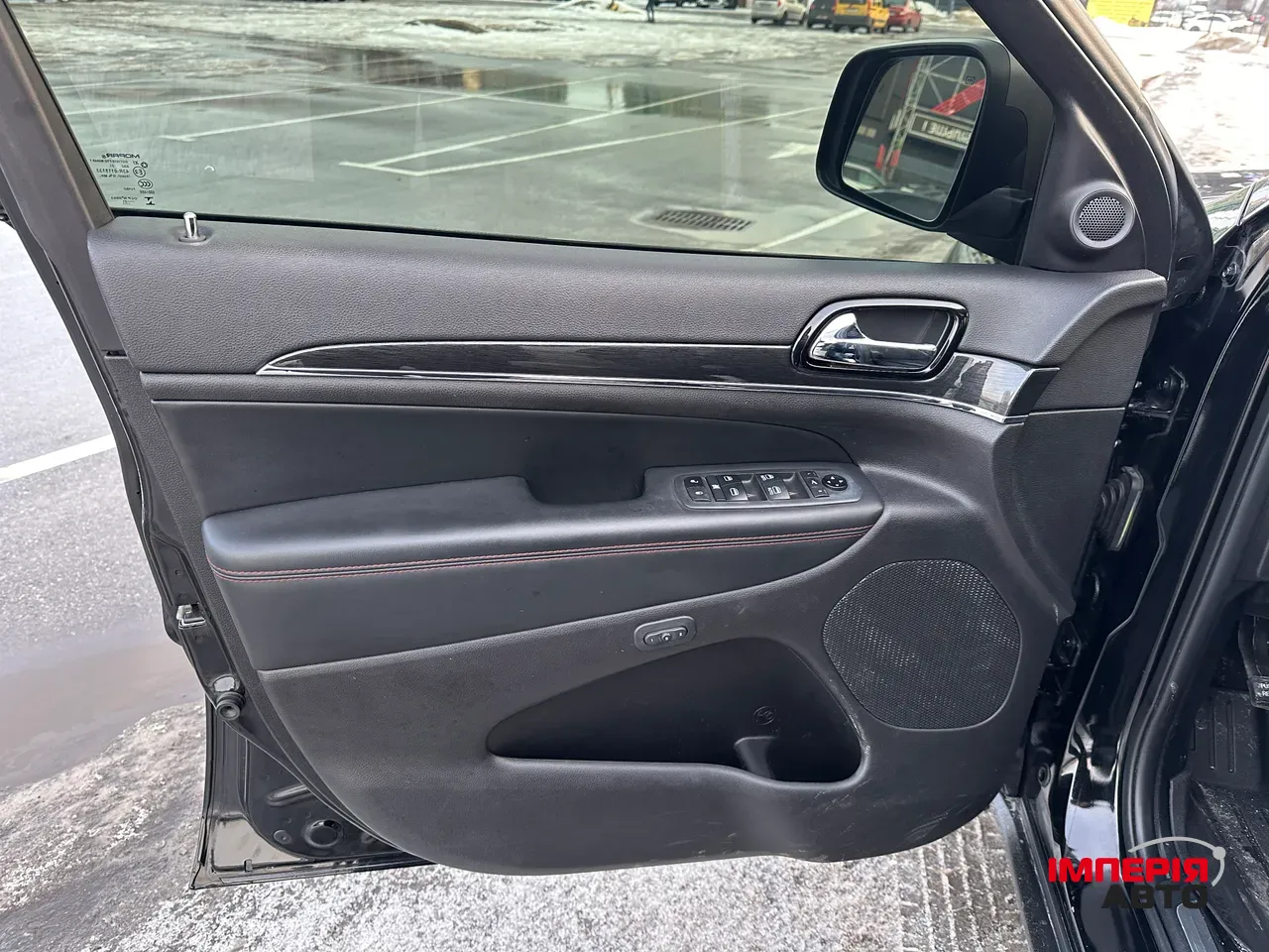 Jeep Grand Cherokee - фото 37