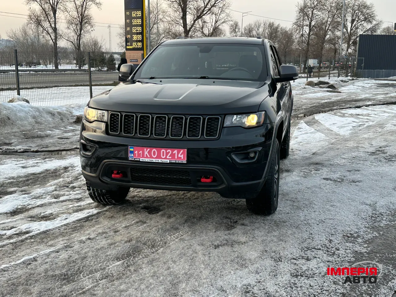 Jeep Grand Cherokee - фото 3