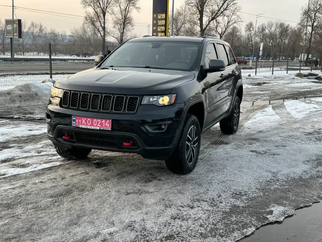 Jeep Grand Cherokee - фото 2