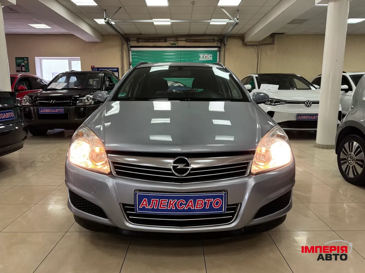 Opel Astra - фото 2