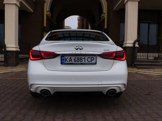 Infiniti Q50 - фото 5