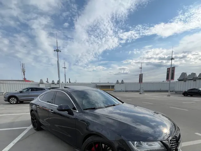 Audi A7 - фото 2