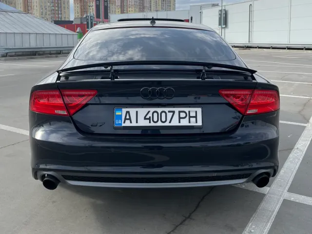 Audi A7 - фото 5