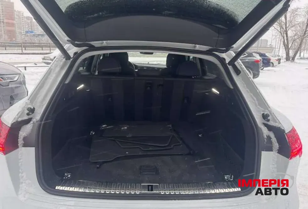 Audi e-tron - фото 10