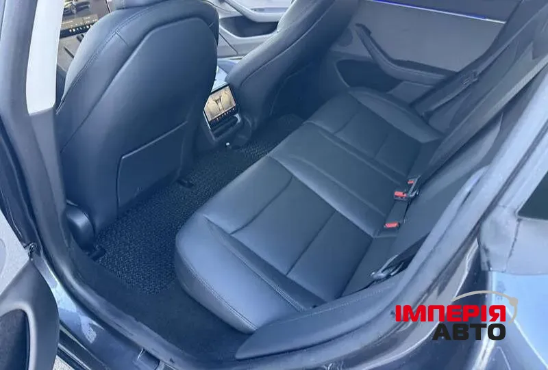 Tesla Model 3 - фото 8