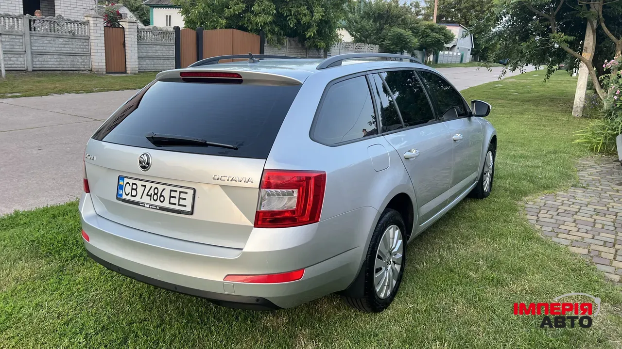 Skoda Octavia - фото 3