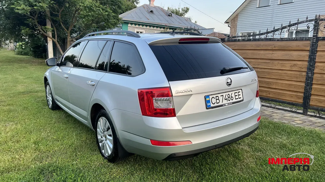 Skoda Octavia - фото 4