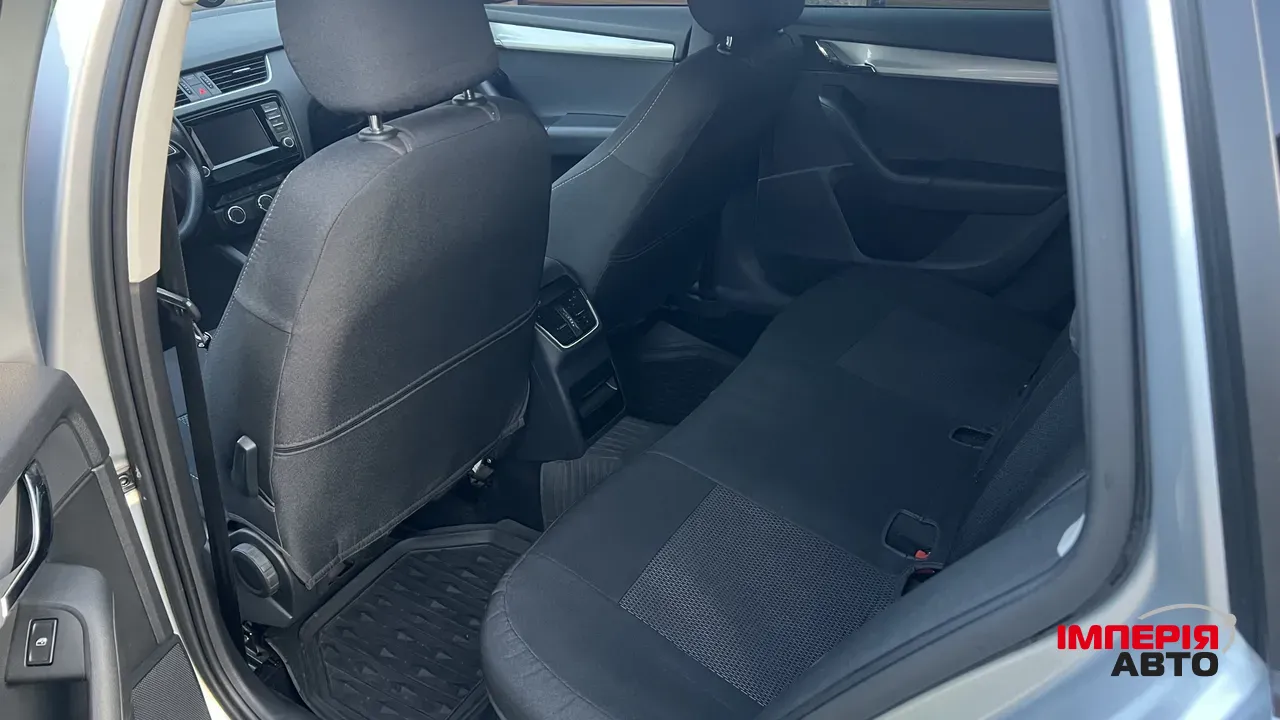 Skoda Octavia - фото 9