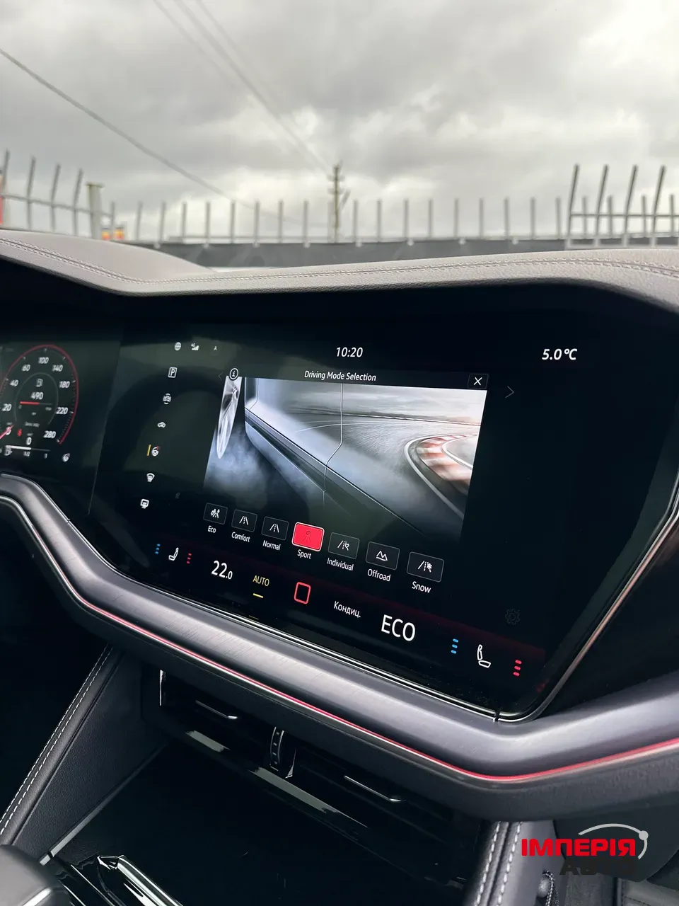 Volkswagen Touareg - фото 24