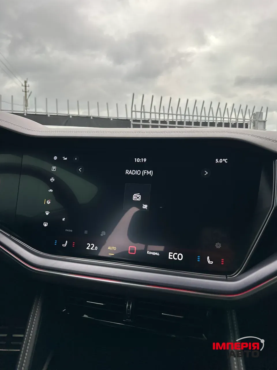 Volkswagen Touareg - фото 18