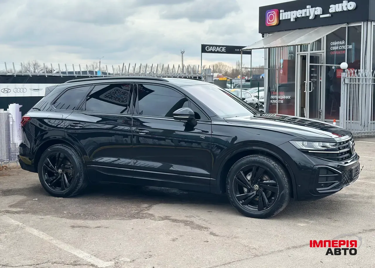 Volkswagen Touareg - фото 5