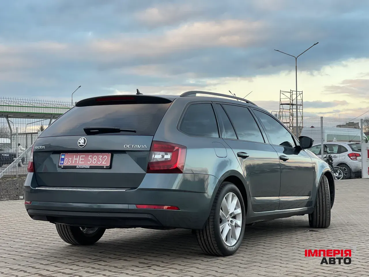 Skoda Octavia - фото 6