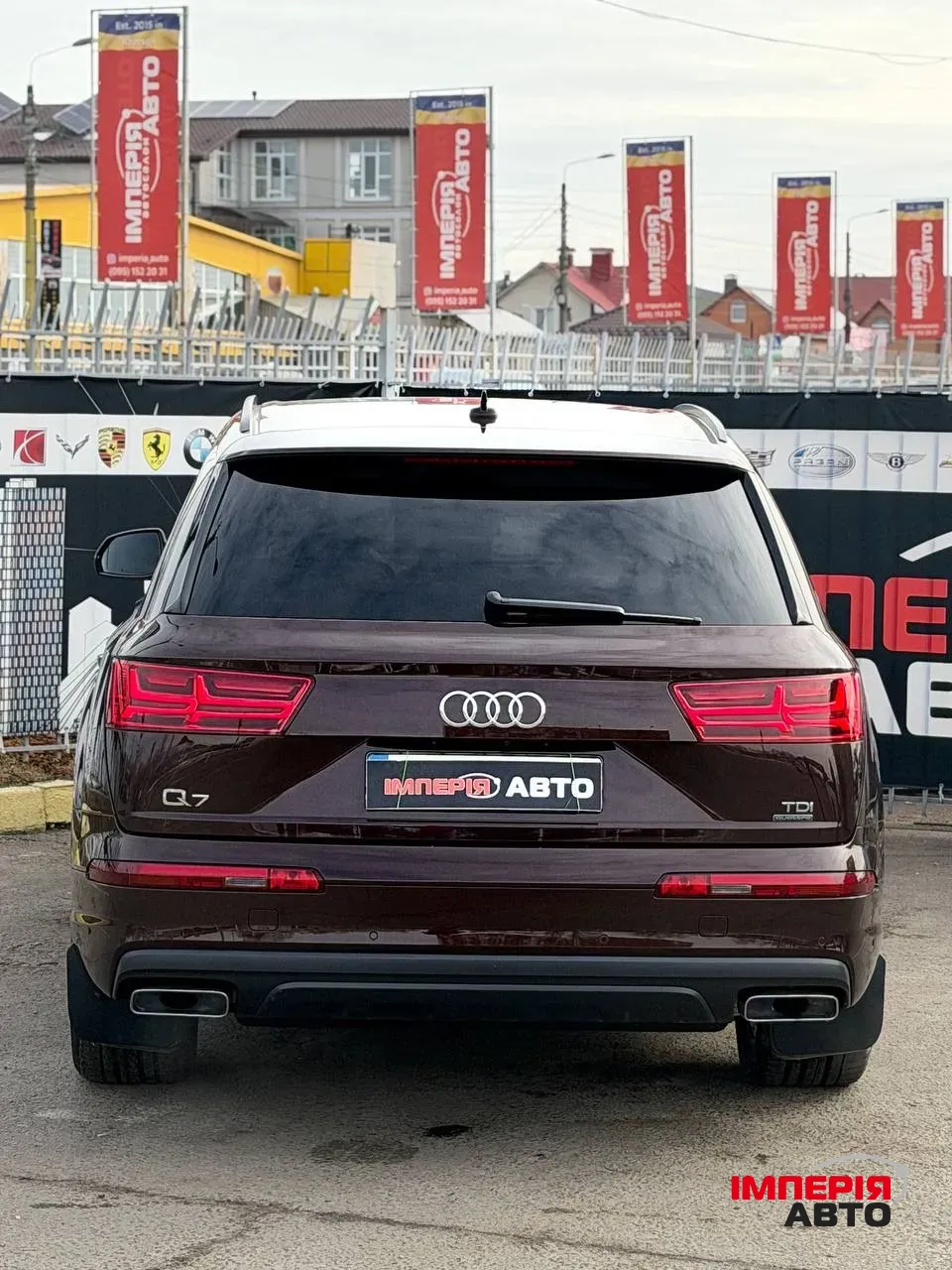 Audi Q7 - фото 7
