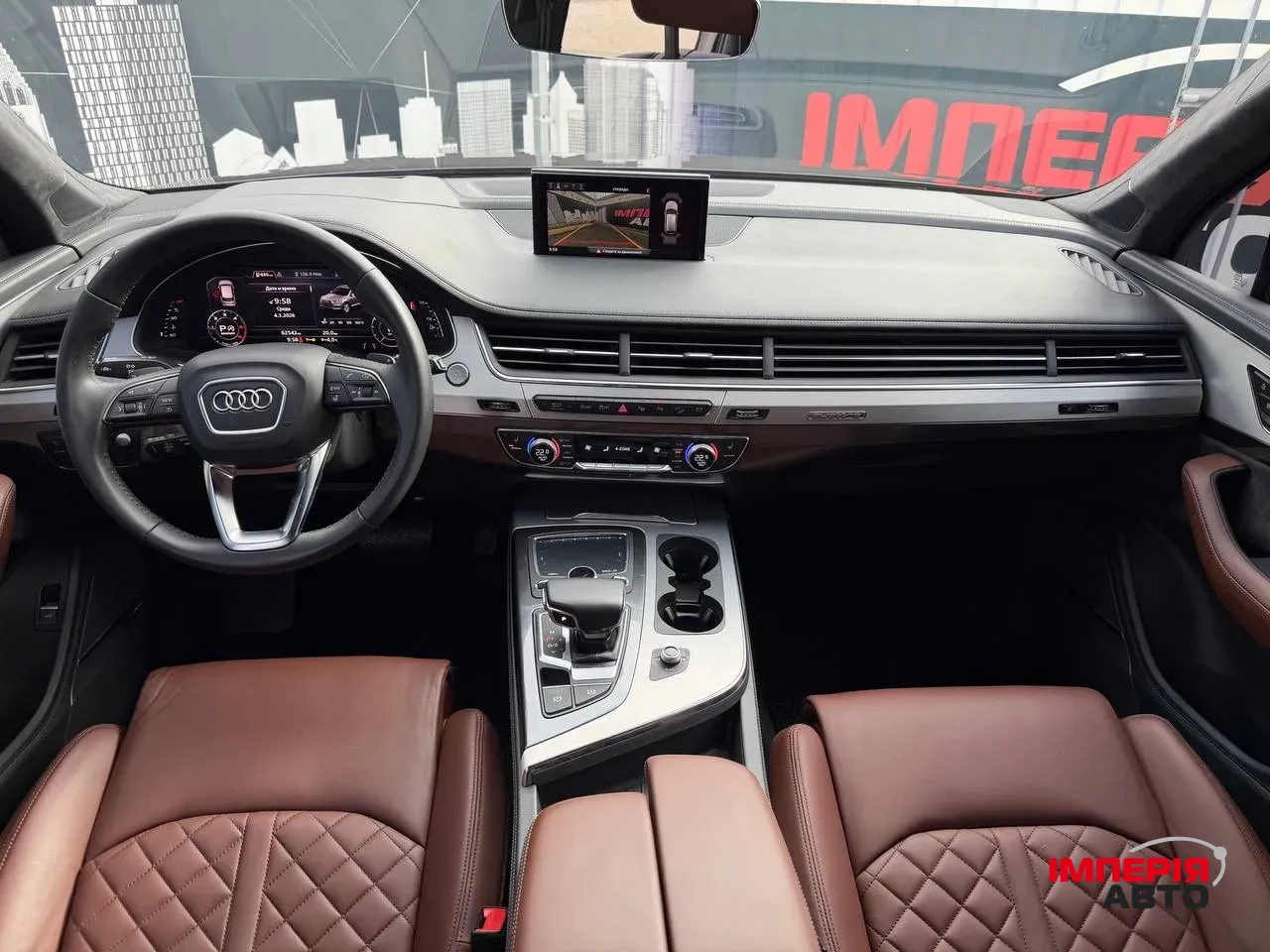 Audi Q7 - фото 13