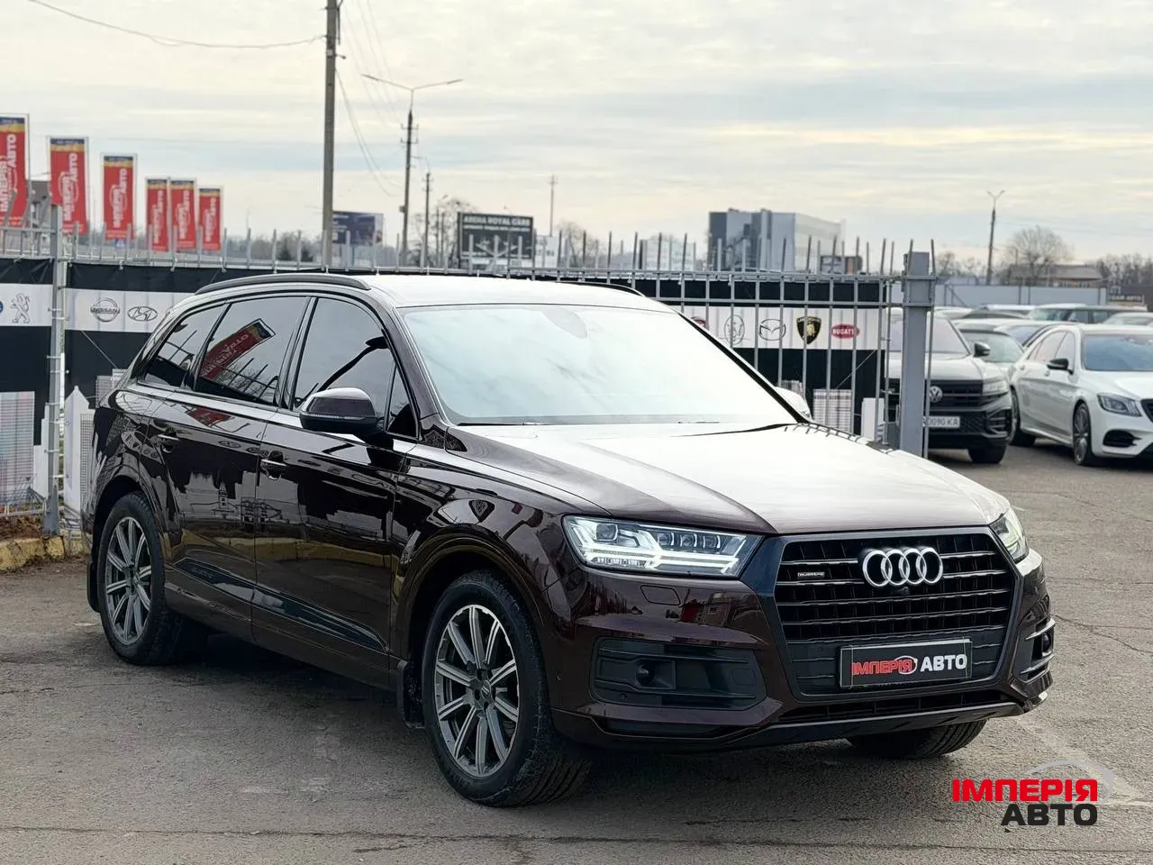 Audi Q7 - фото 2