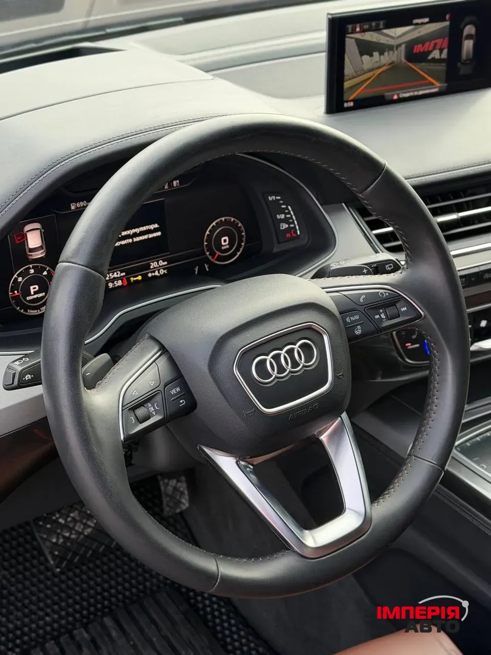 Audi Q7 - фото 6