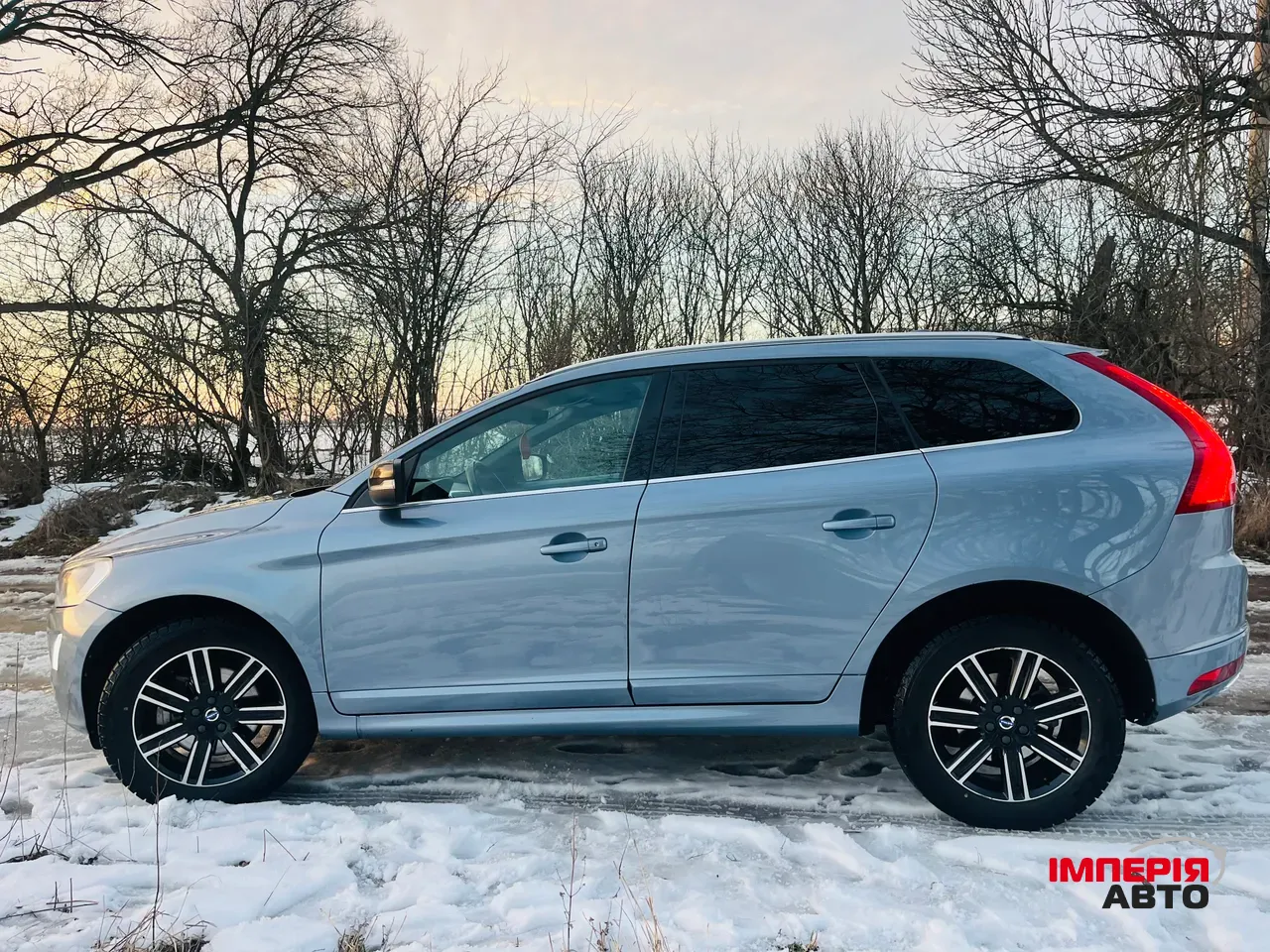 Volvo XC60 - фото 23