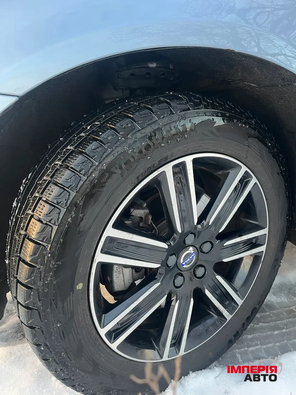 Volvo XC60 - фото 8