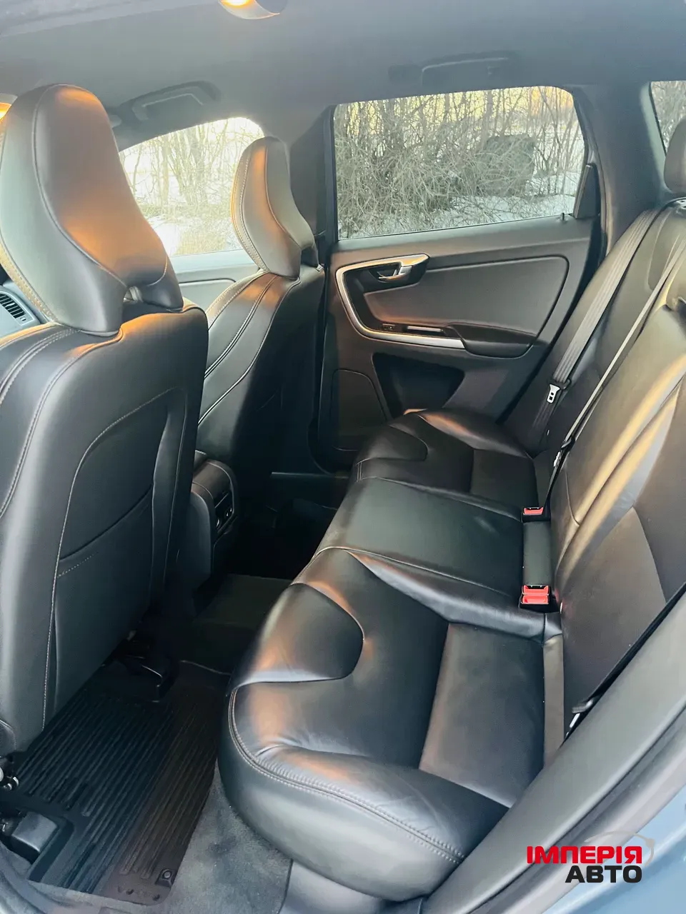 Volvo XC60 - фото 17