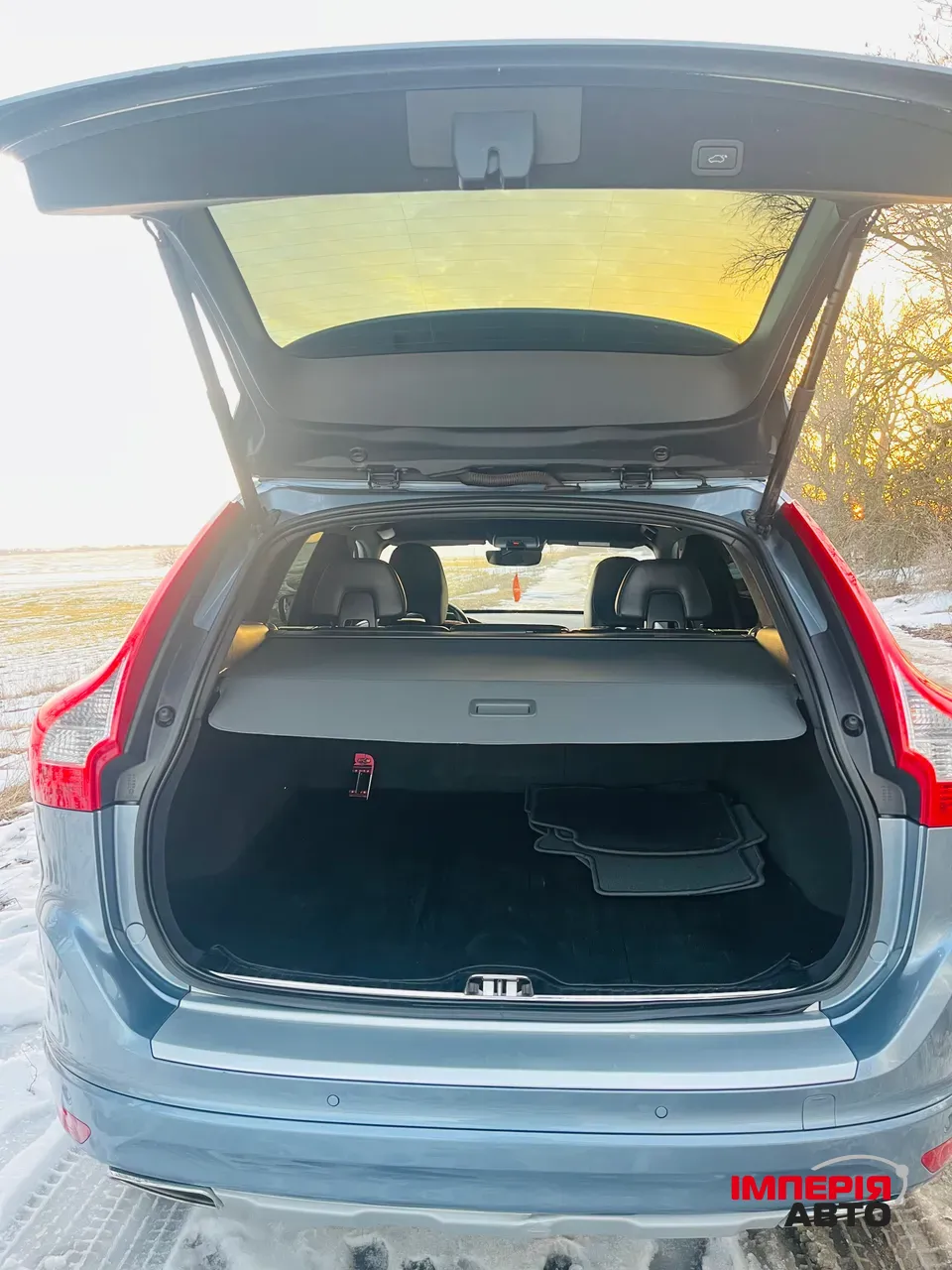 Volvo XC60 - фото 15