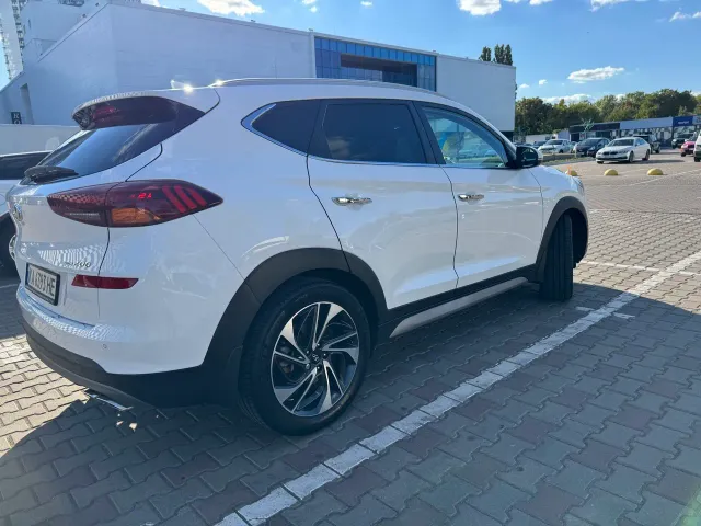 Hyundai Tucson - фото 5