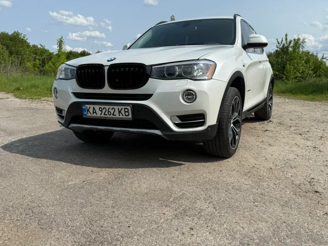 BMW X3 - фото 1