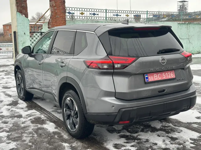 Nissan Rogue - фото 1