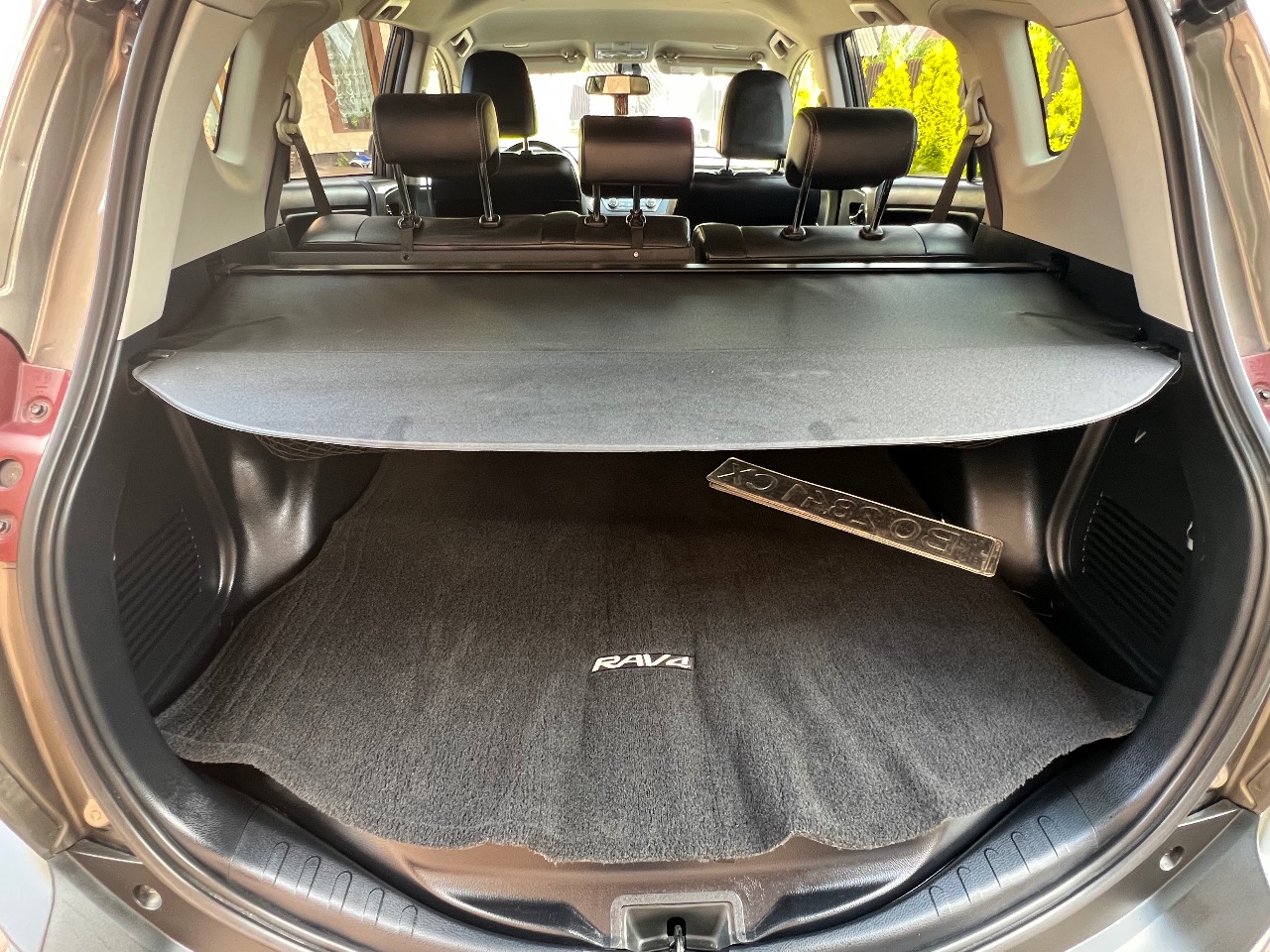 Toyota RAV4 - фото 16